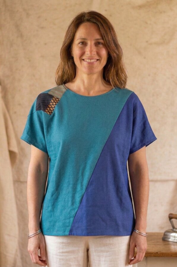 Haut bleu et turquoise à empiècement patchwork